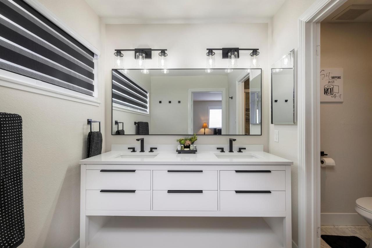 Single Story Minutes From Summerlin With Rv Parking & Dog Friendly Las Vegas Exterior foto